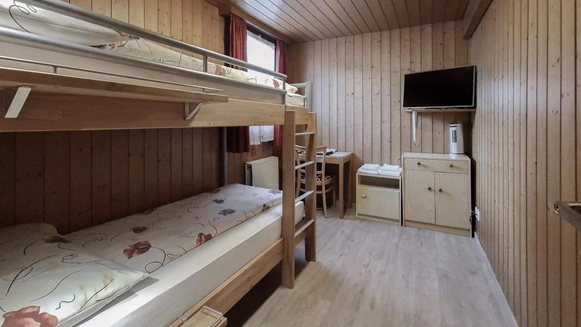 אינטרלאקן Roessli Holiday Apartment מראה חיצוני תמונה